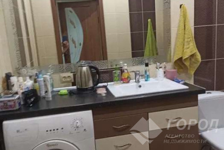 Продам 3-х кімнатну квартиру, Рогань, Код: 807570/1