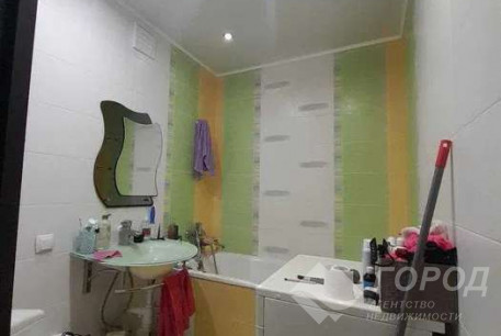 Продам 2-х кімнатну квартиру, Алексеевка, Код: 807580/1