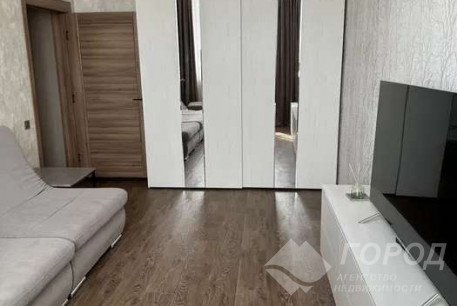 Продам 2-х кімнатну квартиру, Завод Шевченко, Код: 807605/1