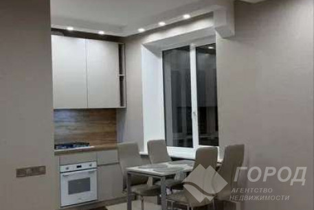 Продам 2-х кімнатну квартиру, Центр, Площадь Конституции метро (Советская), Код: 807605/2