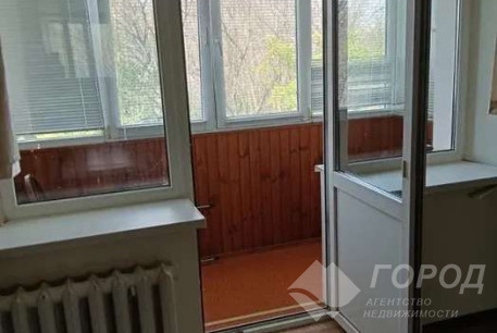 Сдам 4-х кімнатну квартиру, Рогань, Код: 807609/3