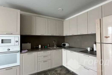 Сдам 2-х кімнатну квартиру в новобудові, Центр, Код: 807640/1