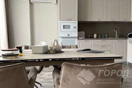 Сдам 2-х кімнатну квартиру в новобудові, Центр, Код: 807640/1