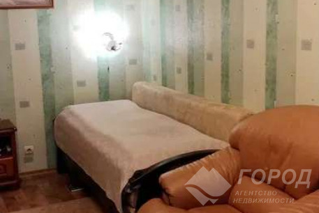 Продам 3-х кімнатну квартиру, Рогань, Роганский ж/м, Код: 807678/1