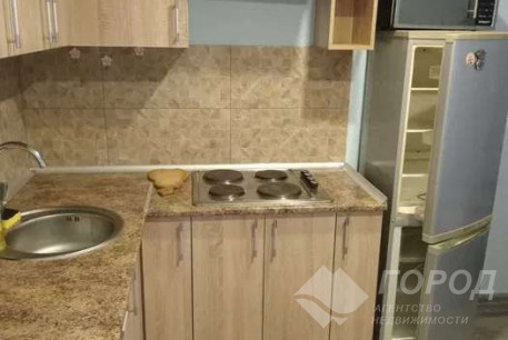 Сдам гостинку, Гагарина проспект, Защитников Украины метро (Площадь Восстания), Код: 807685/1