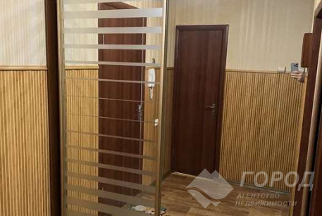 Продам 1-кімнатну квартиру, Новые дома, Маршала Жукова метро (Дворец спорта), Код: 807692/1