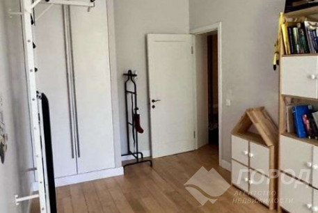 Продам 3-х кімнатну квартиру, ХТЗ, ХТЗ метро, Код: 807773/1