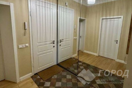 Продам 3-х кімнатну квартиру, ХТЗ, ХТЗ метро, Код: 807773/1