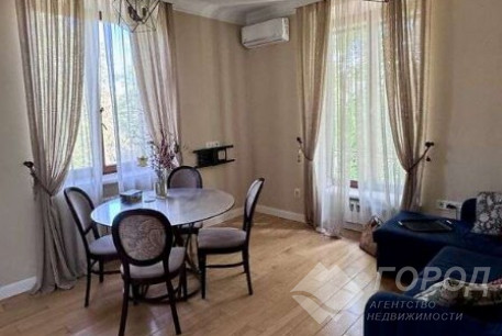 Продам 3-х кімнатну квартиру, ХТЗ, ХТЗ метро, Код: 807773/1