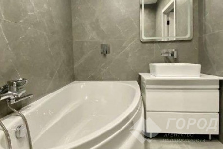 Продам 2-х кімнатну квартиру в новобудові, ХТЗ, ХТЗ метро, Код: 807834/1