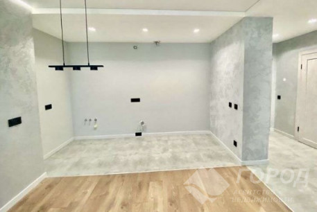 Продам 2-х кімнатну квартиру в новобудові, ХТЗ, ХТЗ метро, Код: 807834/1