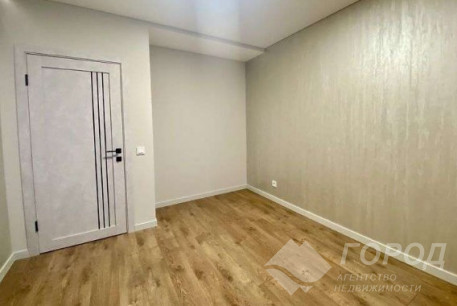 Продам 2-х кімнатну квартиру в новобудові, ХТЗ, ХТЗ метро, Код: 807834/1