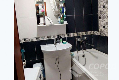 Продам 2-х кімнатну квартиру, Дергачевский р-н, Солоницевка пгт., Код: 807840/4