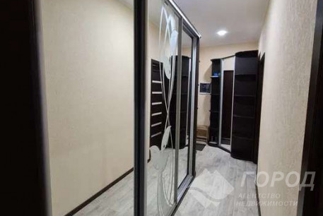 Продам 1-кімнатну квартиру, Центр, Код: 807855/4