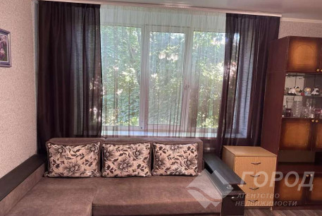 Сдам гостинку, ХТЗ, ХТЗ метро, Код: 807880/1