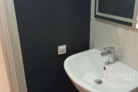 Продам 1-кімнатну квартиру, Гагарина проспект, Защитников Украины метро (Площадь Восстания), Код: 807882/1