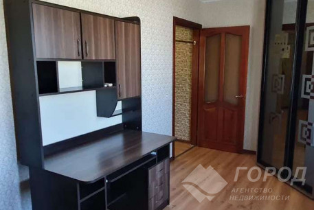 Сдам 2-х кімнатну квартиру, Аэропорт, Код: 807890/1