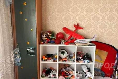 Продам 3-х кімнатну квартиру, Дергачевский р-н, Солоницевка пгт., Код: 807900/1