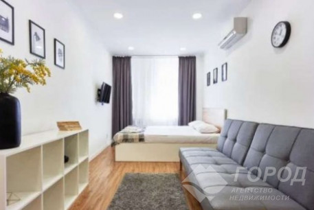 Продам 1-кімнатну квартиру, Центр, Площадь Конституции метро (Советская), Код: 807925/1