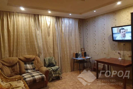 Сдам 2-х кімнатну квартиру, Одесская, Код: 807941/1