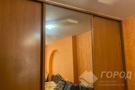 Продам 2-х кімнатну квартиру, ХТЗ, ХТЗ метро, Код: 807954/1
