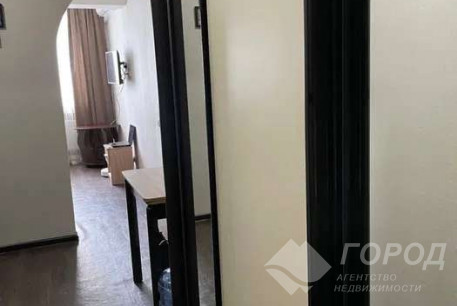 Продам гостинку, Центральный рынок, Локомотив, Код: 807970/1