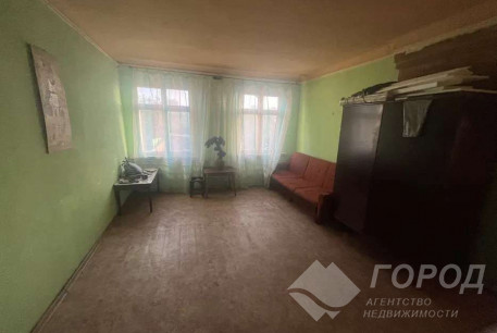 Продам 1-кімнатну квартиру, Дергачевский р-н, Солоницевка пгт., Код: 808121/1