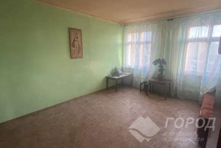 Продам 1-кімнатну квартиру, Дергачевский р-н, Солоницевка пгт., Код: 808121/1