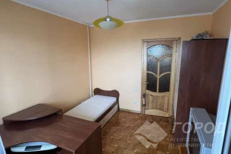 Продам 4-х кімнатну квартиру, Сосновая Горка, Научная метро, Код: 808133/1