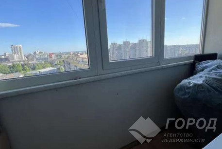 Продам 4-х кімнатну квартиру, Сосновая Горка, Научная метро, Код: 808133/1