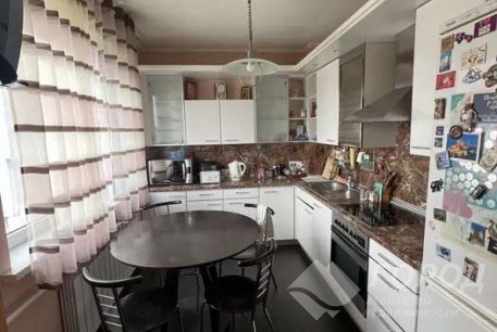 Продам 4-х кімнатну квартиру, Сосновая Горка, Научная метро, Код: 808133/1