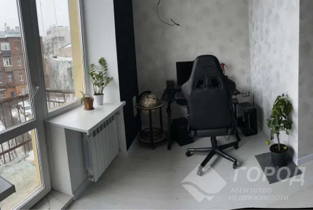 Продам 3-х кімнатну квартиру, Гагарина проспект, Проспект Гагарина метро, Код: 808135/1