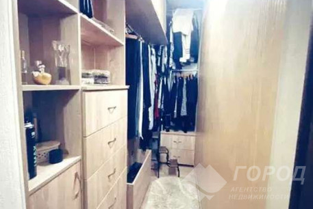 Продам 3-х кімнатну квартиру, Центральный рынок, Центральный Рынок метро, Код: 808141/1