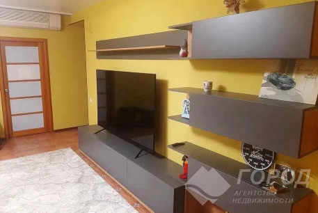 Продам 4-х кімнатну квартиру, Салтовский, Завод им. Малышева метро, Код: 808152/1