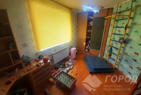 Продам 4-х кімнатну квартиру, Салтовский, Завод им. Малышева метро, Код: 808152/1