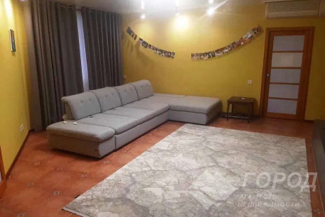 Продам 4-х кімнатну квартиру, Салтовский, Завод им. Малышева метро, Код: 808152/1