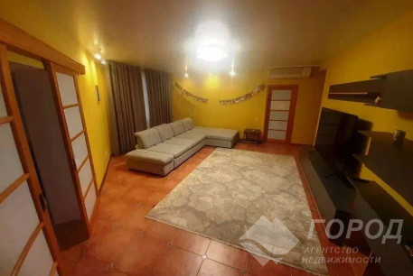 Продам 4-х кімнатну квартиру, Салтовский, Завод им. Малышева метро, Код: 808152/1