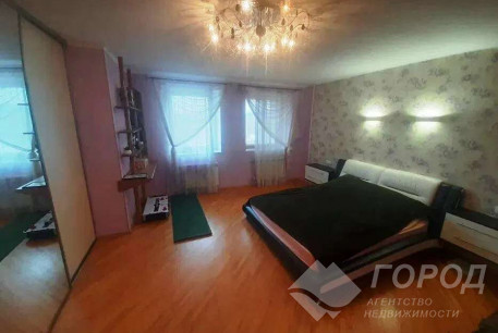 Продам 4-х кімнатну квартиру, Салтовский, Завод им. Малышева метро, Код: 808152/1