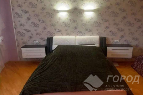 Продам 4-х кімнатну квартиру, Салтовский, Завод им. Малышева метро, Код: 808152/1