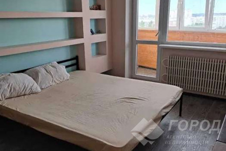 Сдам 3-х кімнатну квартиру, Рогань, Код: 808154/1