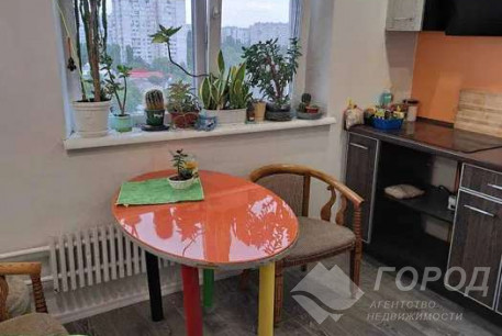 Сдам 3-х кімнатну квартиру, Рогань, Код: 808154/1