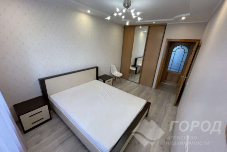 Сдам 2-х кімнатну квартиру, Одесская, Код: 808164/1