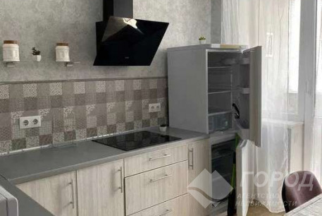 Сдам 1-кімнатну квартиру, Новые дома, Маршала Жукова метро (Дворец спорта), Код: 808193/1