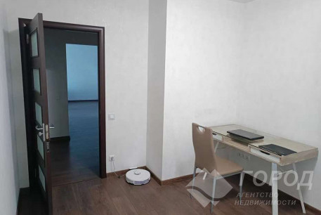 Продам 3-х кімнатну квартиру, Журавлевка, Киевская метро, Код: 808244/2