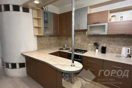 Сдам 2-х кімнатну квартиру, Центр, Ярослава Мудрого пл., Код: 808247/2