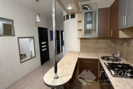 Сдам 2-х кімнатну квартиру, Центр, Ярослава Мудрого пл., Код: 808247/2