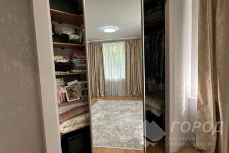 Продам 2-х кімнатну квартиру, Сосновая Горка, Научная метро, Код: 808262/1