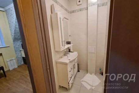 Сдам гостинку, Центр, Код: 808267/1