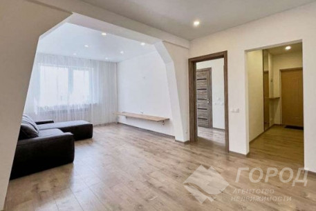 Продам 4-х кімнатну квартиру, Салтовка, Код: 808285/2