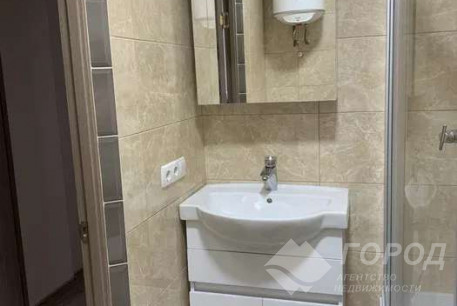 Продам 1-кімнатну квартиру в новобудові, Новые дома, Маршала Жукова метро (Дворец спорта), Код: 808367/1